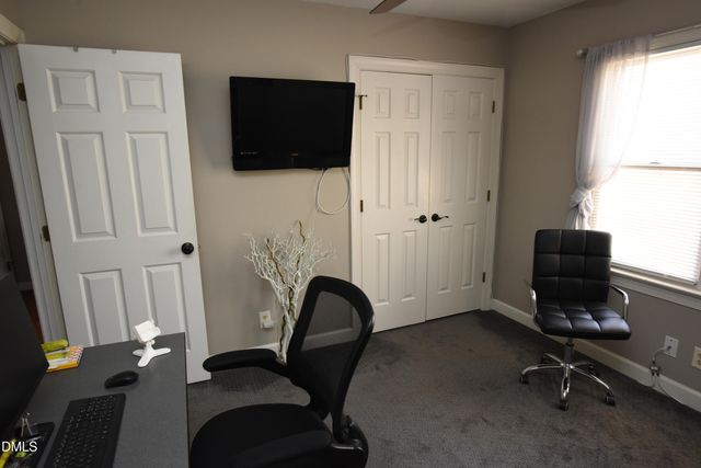 611 Flagstone Way, Durham, NC 27712