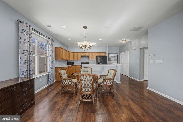 70 MIRAGE BLVD, Barnegat, NJ 08005