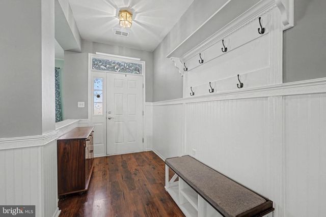 70 MIRAGE BLVD, Barnegat, NJ 08005