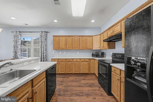 70 MIRAGE BLVD, Barnegat, NJ 08005