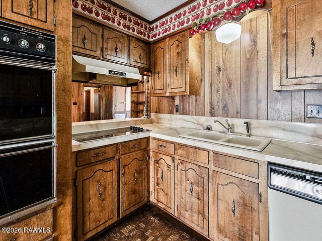 320 Haydite Avenue, Lafayette, LA 70507