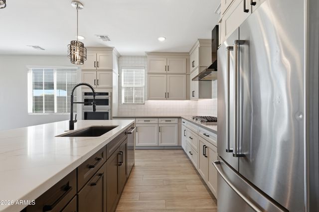 9616 E RAINBOW Avenue, Mesa, AZ 85212