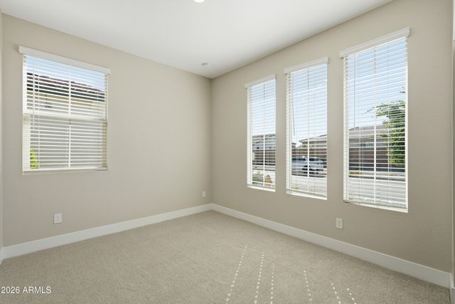 9616 E RAINBOW Avenue, Mesa, AZ 85212