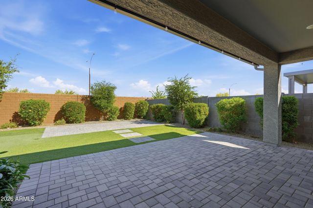 9616 E RAINBOW Avenue, Mesa, AZ 85212