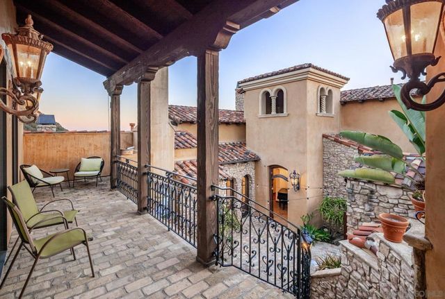 18113 El Brazo, Rancho Santa Fe, CA 92067