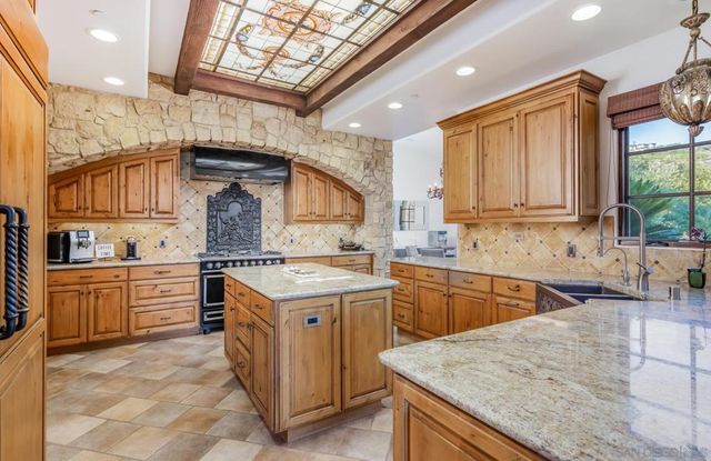 18113 El Brazo, Rancho Santa Fe, CA 92067