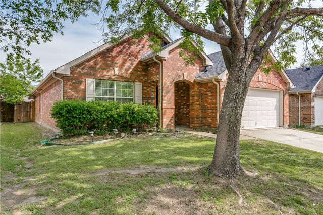 815 Creekside Drive, Little Elm, TX 75068