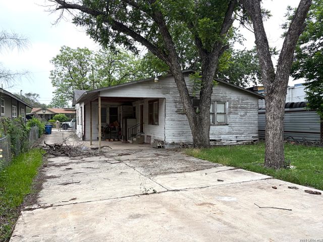 319 McKay, San Antonio, TX 78204