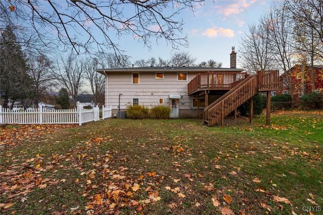 7545 Lake Avenue, Williamson, NY 14589