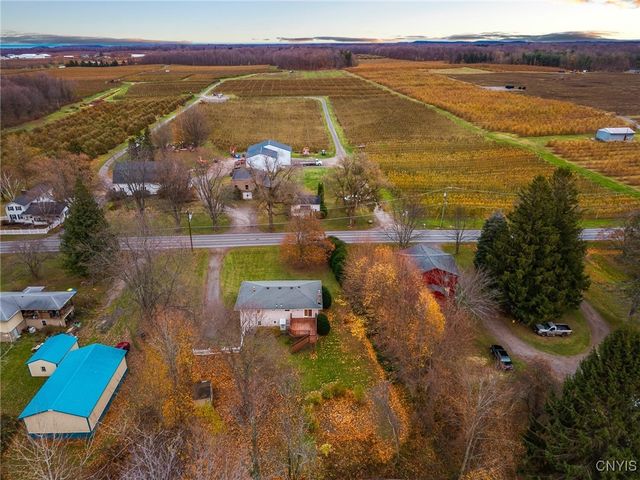 7545 Lake Avenue, Williamson, NY 14589