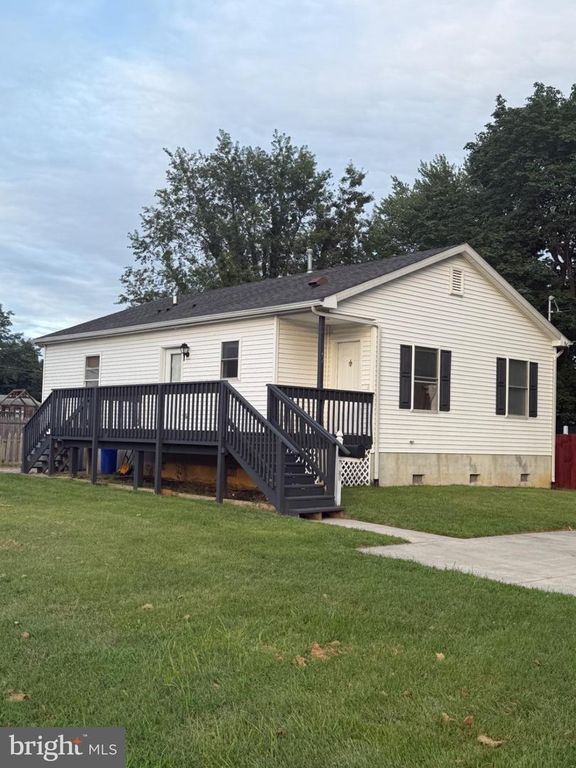 42 LAKEVIEW AVE, Pennsville, NJ 08070