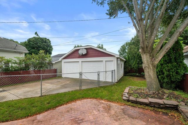3709 Haven AVENUE, Racine, WI 53405