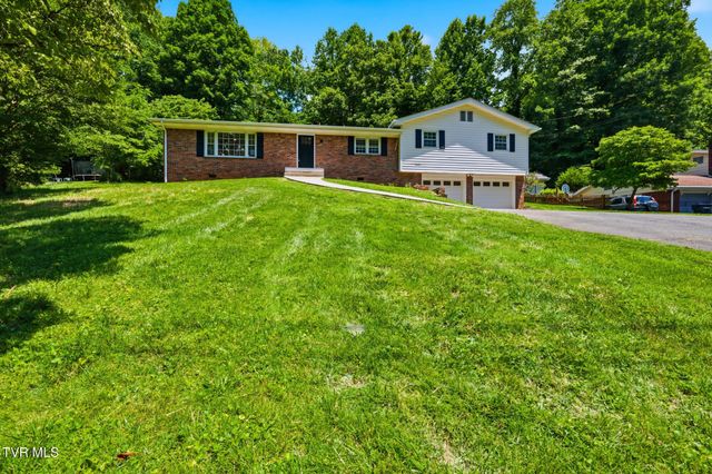 1345 King College Road, Bristol, TN 37620