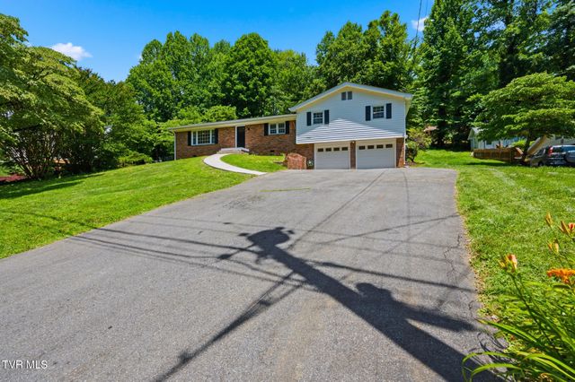 1345 King College Road, Bristol, TN 37620