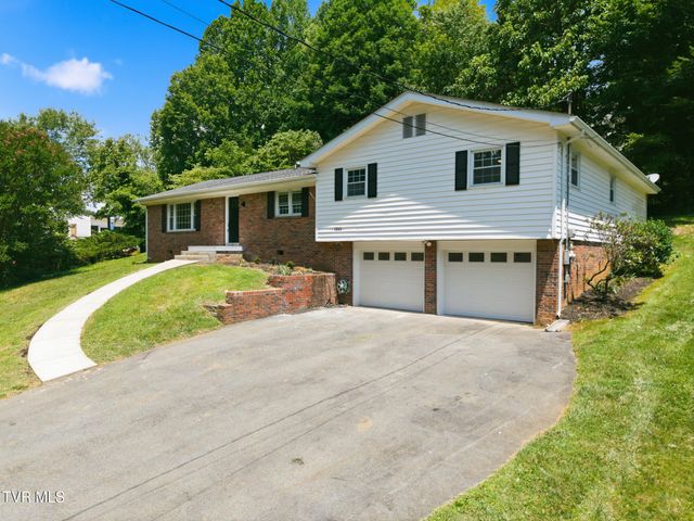 1345 King College Road, Bristol, TN 37620