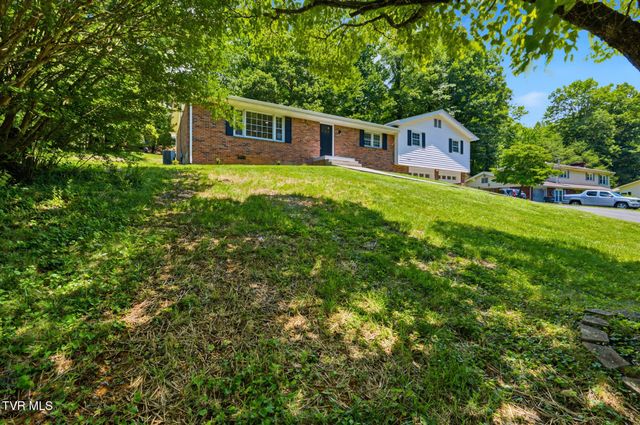 1345 King College Road, Bristol, TN 37620