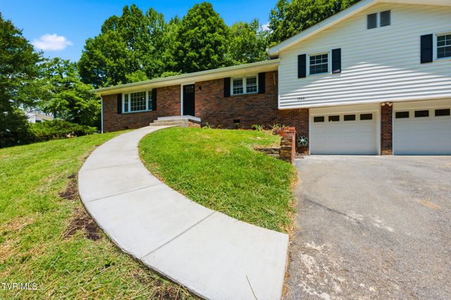 1345 King College Road, Bristol, TN 37620