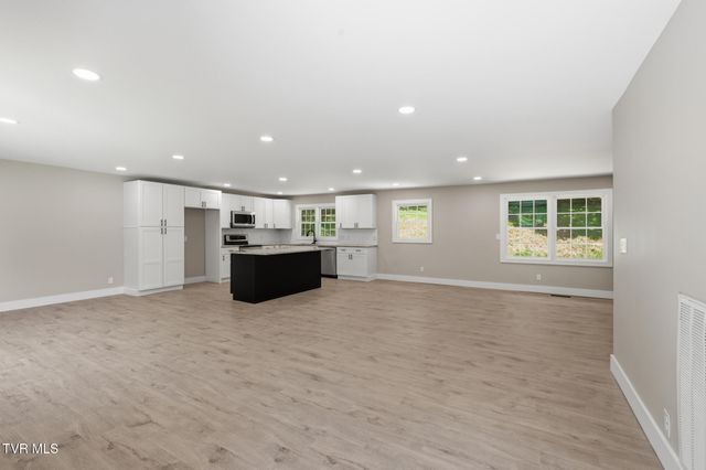1345 King College Road, Bristol, TN 37620