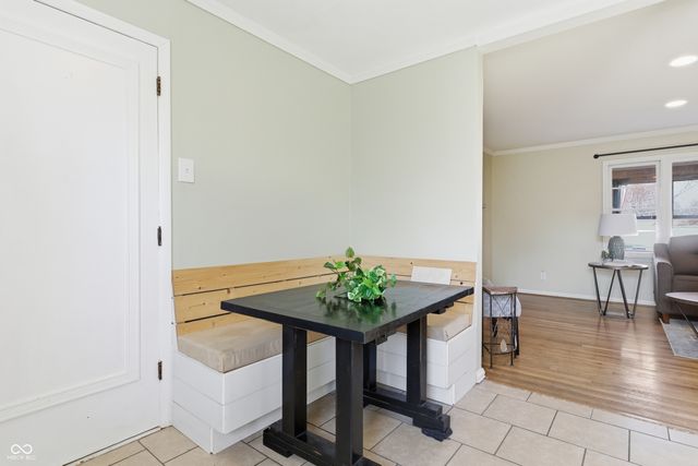 6911 W Lockerbie Drive, Indianapolis, IN 46214