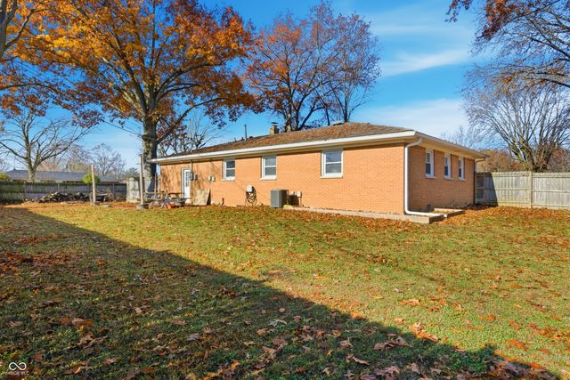 6911 W Lockerbie Drive, Indianapolis, IN 46214