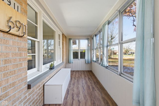 6911 W Lockerbie Drive, Indianapolis, IN 46214