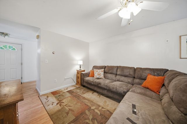 72 October Lane, Gilford, NH 03249