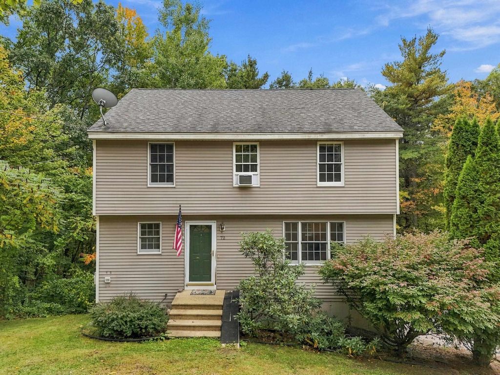 72 October Lane, Gilford, NH 03249