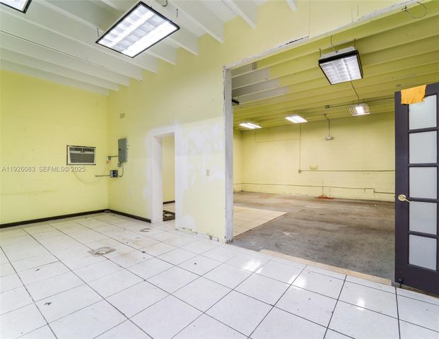 7227 Bird Rd, Miami, FL 33155