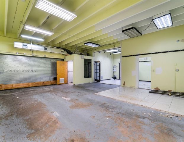 7227 Bird Rd, Miami, FL 33155