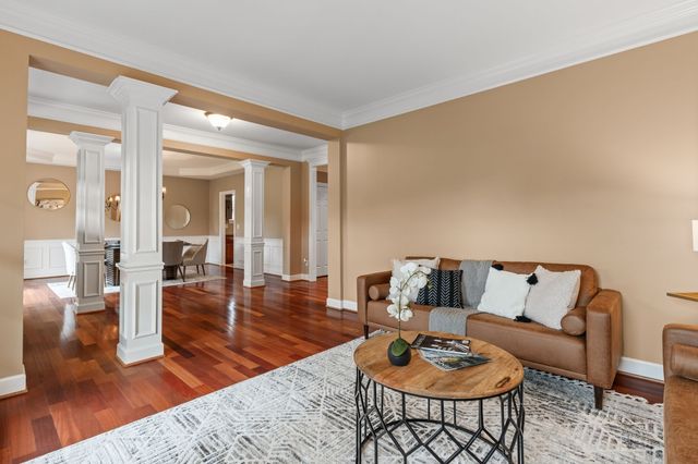 1115 Rossifer Ct, Gallatin, TN 37066