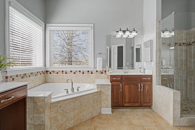 1115 Rossifer Ct, Gallatin, TN 37066