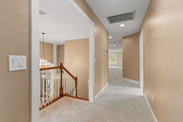 1115 Rossifer Ct, Gallatin, TN 37066