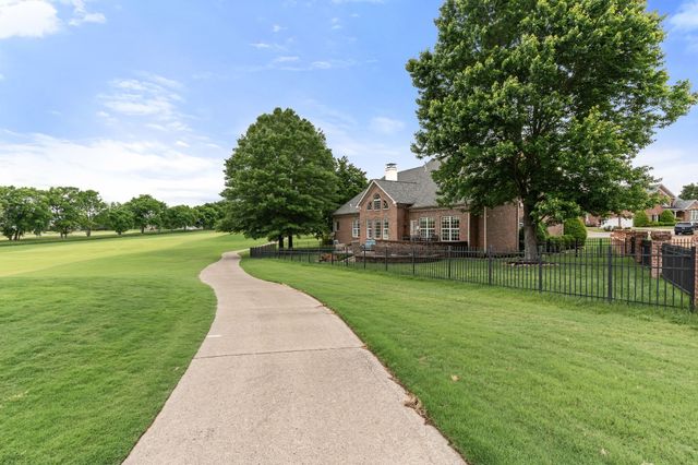 1115 Rossifer Ct, Gallatin, TN 37066