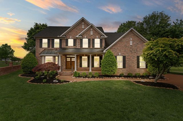 1115 Rossifer Ct, Gallatin, TN 37066