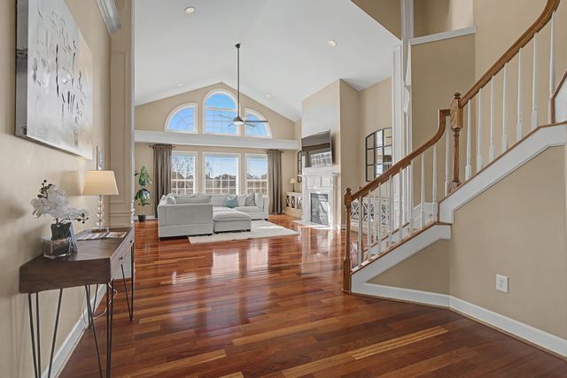 1115 Rossifer Ct, Gallatin, TN 37066