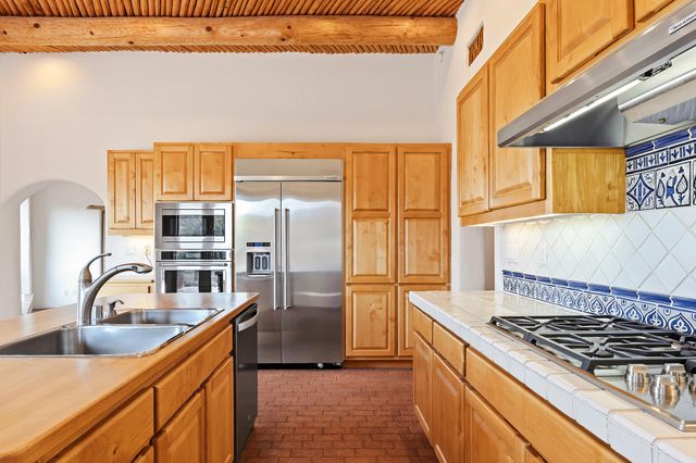 23 Calle Cienega, Placitas, NM 87043