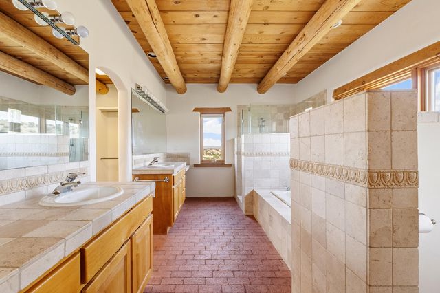 23 Calle Cienega, Placitas, NM 87043