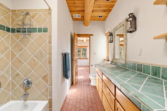 23 Calle Cienega, Placitas, NM 87043