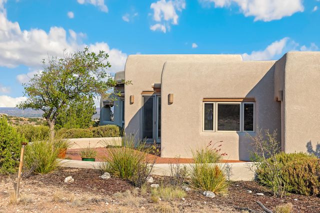 23 Calle Cienega, Placitas, NM 87043