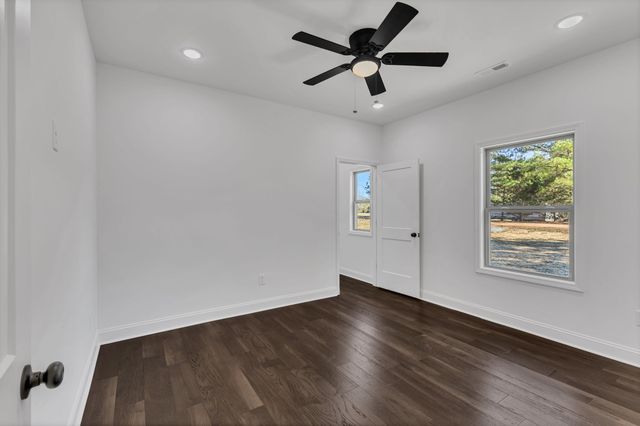 168 Marotisa Cir, Hohenwald, TN 38462