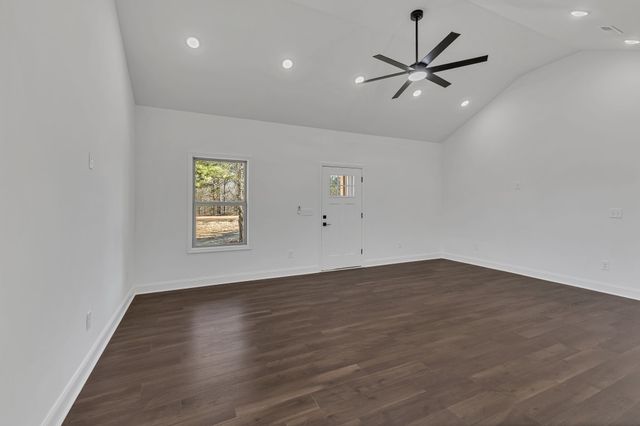 168 Marotisa Cir, Hohenwald, TN 38462