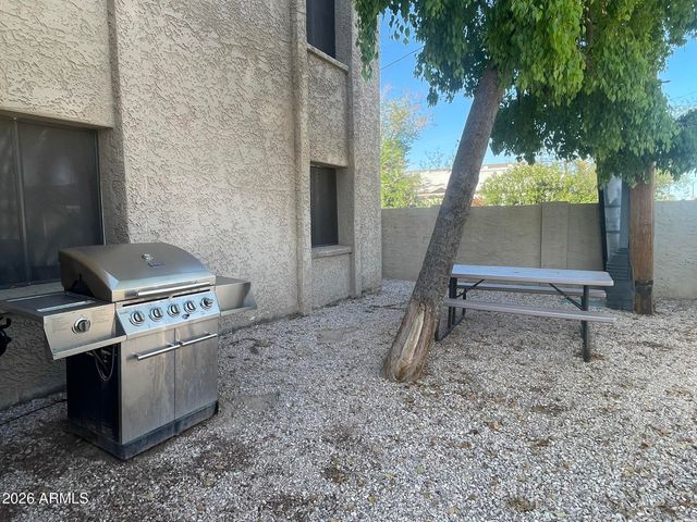 602 E Townley Avenue 105, Phoenix, AZ 85020
