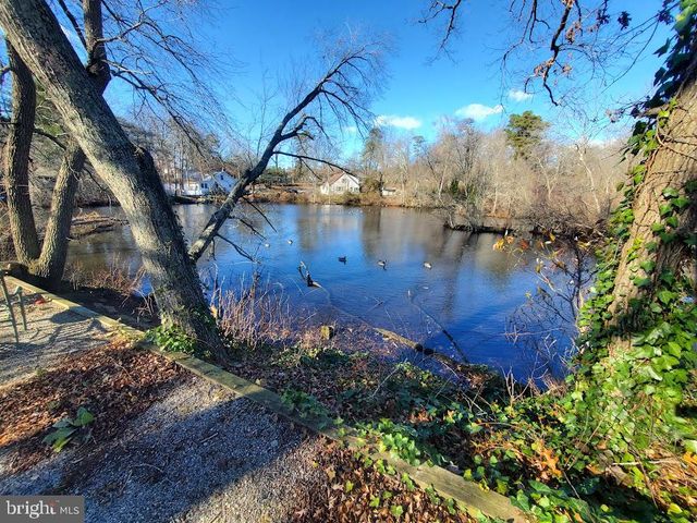 383 WOODBINE ST, Browns Mills, NJ 08015