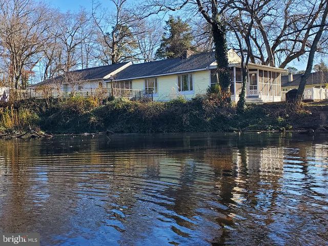 383 WOODBINE ST, Browns Mills, NJ 08015