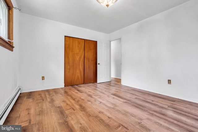 383 WOODBINE ST, Browns Mills, NJ 08015