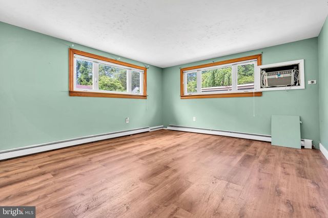 383 WOODBINE ST, Browns Mills, NJ 08015