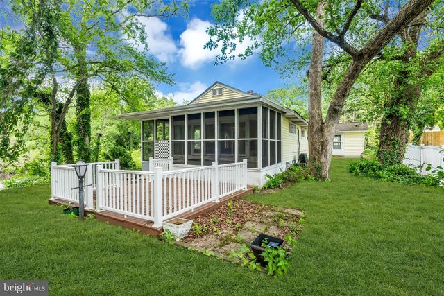 383 WOODBINE ST, Browns Mills, NJ 08015
