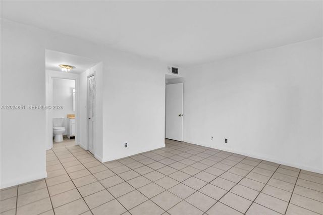 4200 Hillcrest Dr 504 504, Hollywood, FL 33021