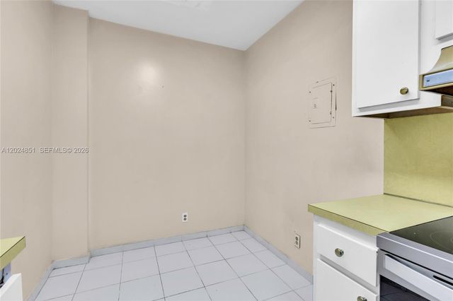 4200 Hillcrest Dr 504 504, Hollywood, FL 33021