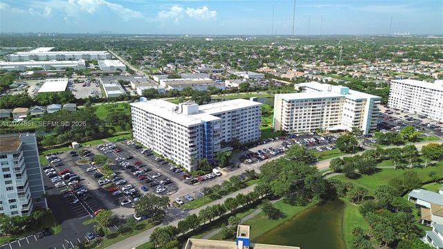 4200 Hillcrest Dr 504 504, Hollywood, FL 33021